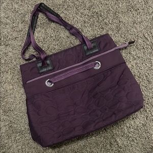 Thirty-One Purple Travel Tote with Quilted Design